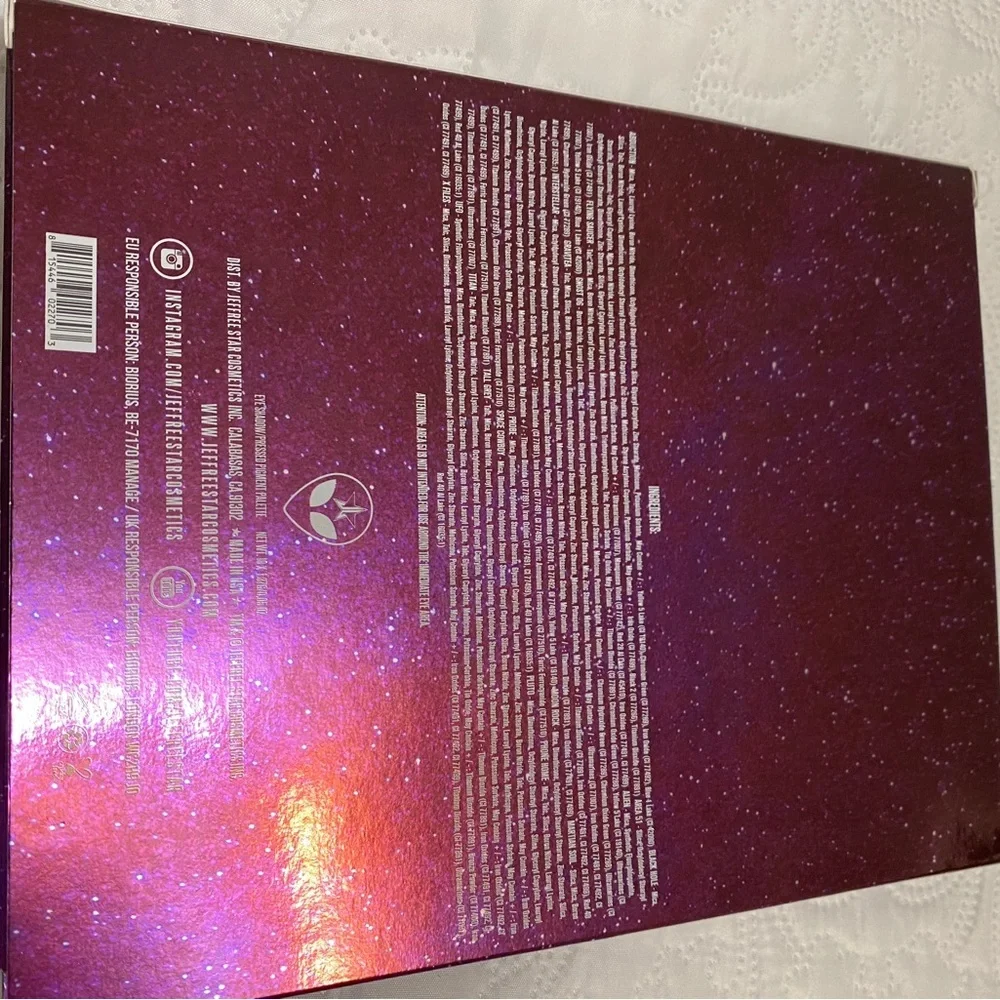 Jeffree Star Alien Palette - Cosmic Purple